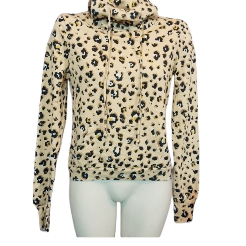 Love, Fire Cheetah Print Hoodie Size Small‎